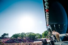 レキシ「レキシのライブに遊びに来ねの～～」の様子。（撮影：田中聖太郎）