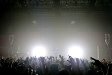 「uP!!!NEXT 岡崎体育～岡崎体育(￥0)～」の様子。（撮影：小境勝巳）