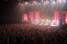 「uP!!!NEXT 岡崎体育～岡崎体育(￥0)～」の様子。（撮影：小境勝巳）