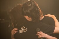 DEAR KISS「DEAREST DREAM」東京・TSUTAYA O-WEST公演の様子。（写真提供：FIFTY-FIFTY inc.）