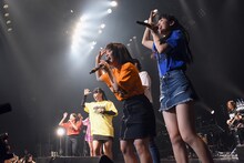 「転校少女歌撃団 5thワンマンライブ ～THE LAST GIGS～」の様子。