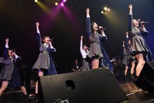 「転校少女歌撃団 5thワンマンライブ ～THE LAST GIGS～」の様子。