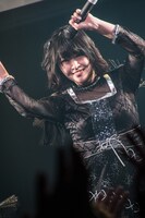 伊山摩穂（写真提供：FIFTY-FIFTY inc.）