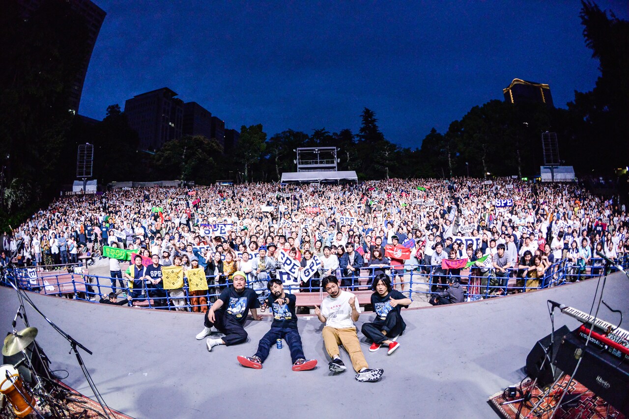 晴れバンドSPECIAL OTHERS、快晴の野音で心地よい空間作り出す