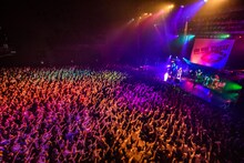 阿部真央「阿部真央ライブハウスツアー2018 "Closer"」大阪・Zepp Osaka Bayside公演の様子。（撮影：ハヤシマコ）