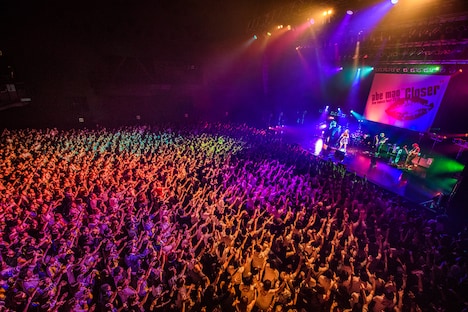 阿部真央「阿部真央ライブハウスツアー2018 "Closer"」大阪・Zepp Osaka Bayside公演の様子。(撮影:ハヤシマコ)