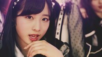 AKB48「Teacher Teacher」ミュージックビデオのワンシーン。(c)AKS / キングレコード