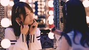 AKB48「Teacher Teacher」ミュージックビデオのワンシーン。(c)AKS / キングレコード
