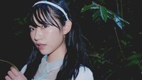 AKB48「Teacher Teacher」ミュージックビデオのワンシーン。(c)AKS / キングレコード
