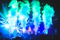 ASH DA HERO「ASH DA HERO SPRING TOUR 2018『STAY FREE』」東京・マイナビBLITZ赤坂公演の様子。（撮影：粂井健太）