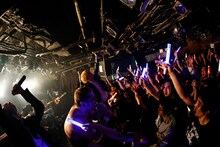 THE 夏の魔物（撮影：西槙太一）