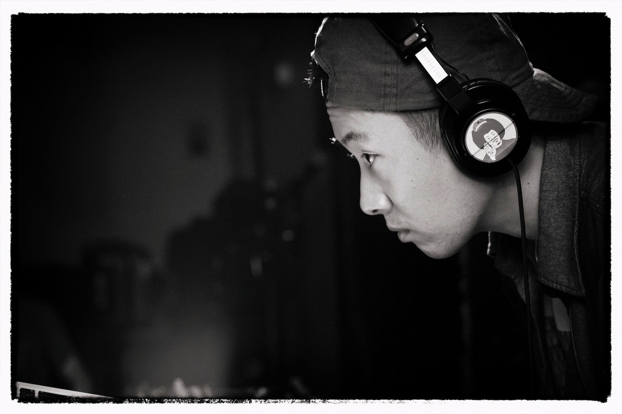 EVISBEATS、鎮座DOPENESS迎えた「作ってあそぼ」MV公開（動画