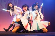 「IQプロジェクト研究生公演～あの子はどっち！？～」の様子。