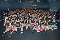 アイドルカレッジ「アイカレボリューション2018 革命的な春の東名阪ツアー」東京・WWW X公演の様子。（写真提供：BLUE ROSE）