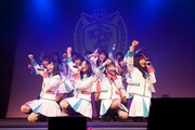 「IQプロジェクト研究生公演～あの子はどっち！？～」の様子。