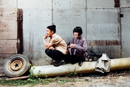 YOSSY LITTLE NOISE WEAVER新作リリースツアーファイナル、ゲストDJは小西康陽