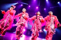 「二丁目の魁カミングアウトの絶対に埋まらないワンマンライブ in Shibuya O-EAST」の様子。（撮影：タマイシンゴ）