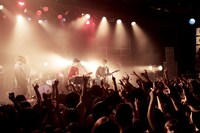 ART-SCHOOL「ART-SCHOOL TOUR 2018『In Colors』」東京・LQUIDROOM公演の様子。（撮影：中野敬久）