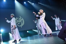 「二丁目の魁カミングアウトの絶対に埋まらないワンマンライブ in Shibuya O-EAST」の様子。