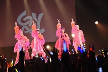 「二丁目の魁カミングアウトの絶対に埋まらないワンマンライブ in Shibuya O-EAST」の様子。