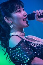 佐保明梨（撮影：古川朋久）