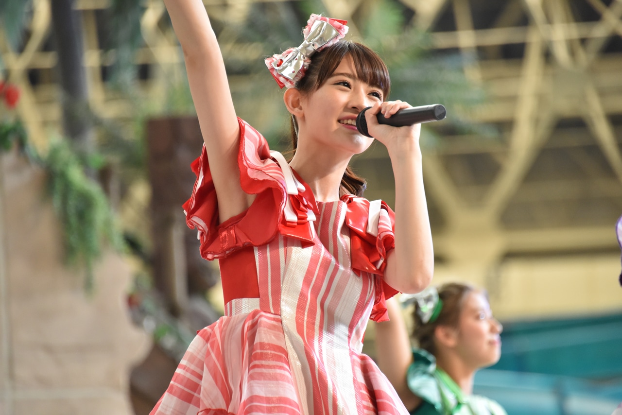 秋本帆華