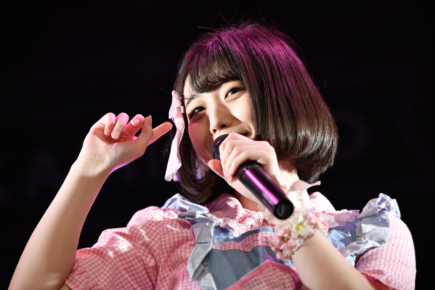 小山ひな