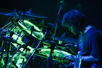 ピエール中野（Dr）（撮影：河本悠貴）