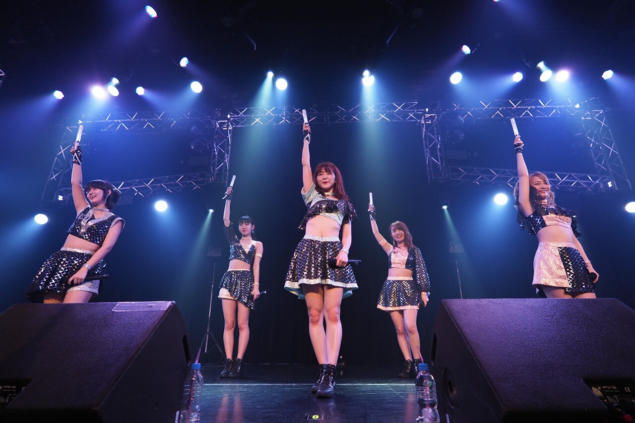 アプガ（仮）、7周年ツアー開幕「熱い気持ちをぶつけ合う人生を送っていきたい」