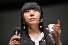 家では豆を挽いて淹れるほどコーヒーに強いこだわりを持つ相沢梨紗は当然利きコーヒーをクリア。