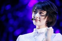 人気画像7位は「乃木坂46生駒里奈ラスト握手会に3万5000人集結『最高のメンバーに出会えた』」より、生駒里奈（乃木坂46）。