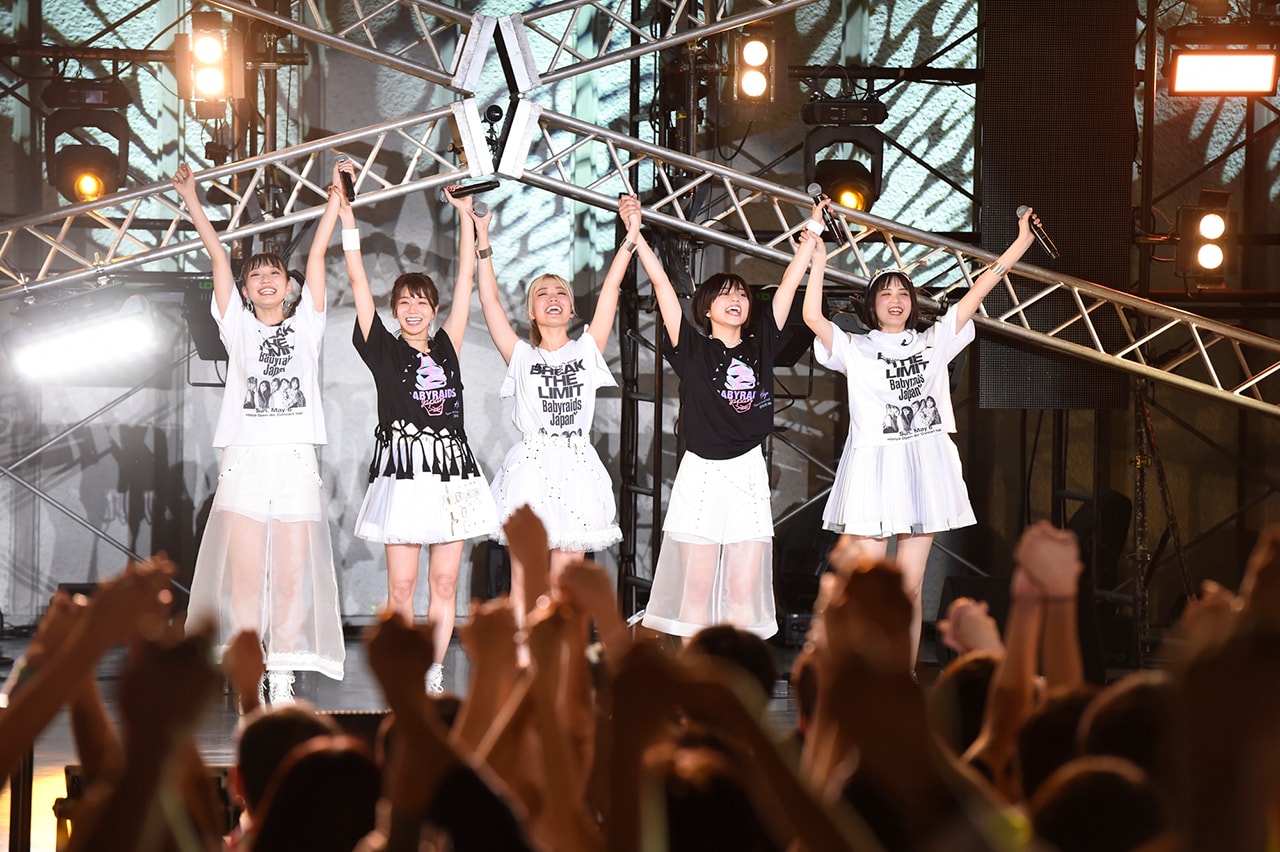 結成6周年のベイビーレイズJAPAN、虎ガーと限界超えた3度目の野音ワンマン