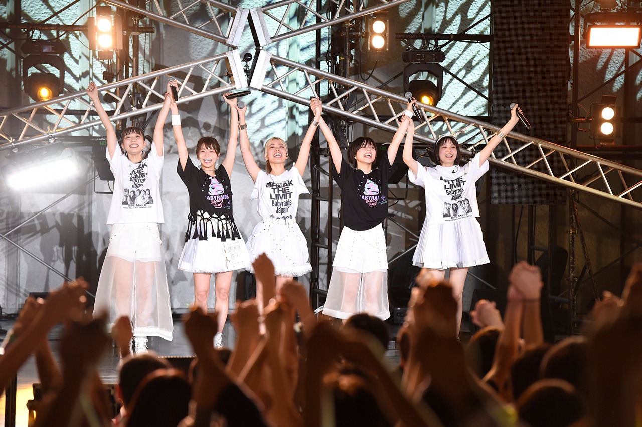 「ベイビーレイズJAPANワンマンライブ2018-Break The Limit-」の様子。（写真提供：レプロエンタテインメント）