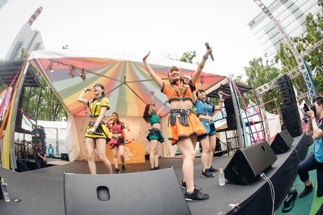 アップアップガールズ（仮）（撮影：山川哲矢）