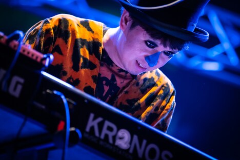 H ZETT M（Piano）（Photo by Yuta Ito）