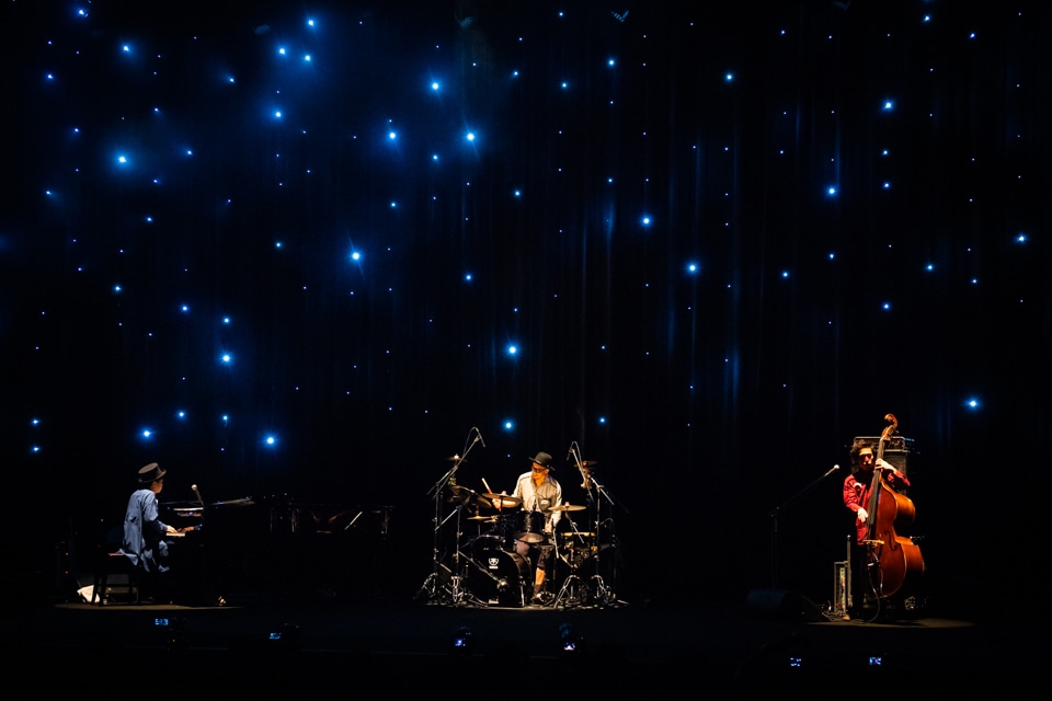 H ZETTRIO「Mysterious Superheroes TOUR ～こどもの日 Special～」の様子。（Photo by Yuta Ito）