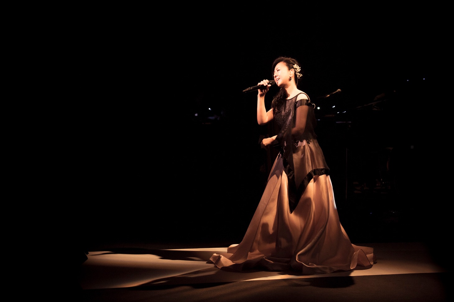 薬師丸ひろ子「薬師丸ひろ子コンサート 2018」東京・Bunkamuraオーチャードホール公演の様子。