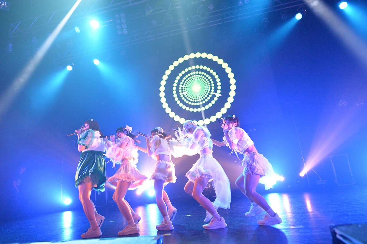 CY8ER「CY8ER NEWGENE TOUR」東京・TSUTAYA O-EAST公演の様子。（写真提供：ICIGOSTYLE）