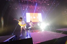 CY8ER「CY8ER NEWGENE TOUR」東京・TSUTAYA O-EAST公演の様子。（写真提供：ICIGOSTYLE）