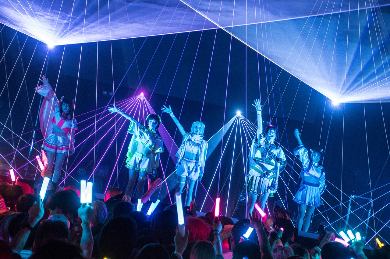 CY8ER「CY8ER NEWGENE TOUR」東京・TSUTAYA O-EAST公演の様子。（写真提供：ICIGOSTYLE）