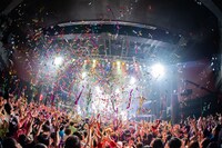 ぜんぶ君のせいだ。「ロマン無頼IZM」の様子。（撮影：関上貴也）