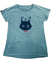 ステッカー配布スタッフが着用する「半泣きビビTシャツ（ゆったり）」。