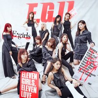 E-girls「E.G. 11」2CD盤ジャケット