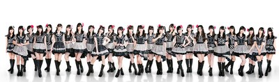 アイドルカレッジ。右から6番目が川音希、12番目が影澤里南、左から7番目が戸沢舞。