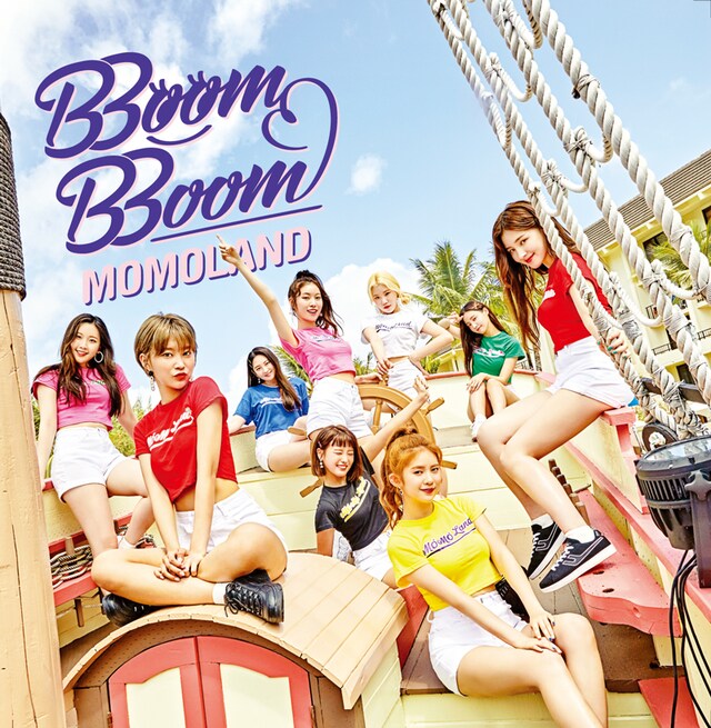 MOMOLAND「BBoom BBoom」初回限定盤Aジャケット