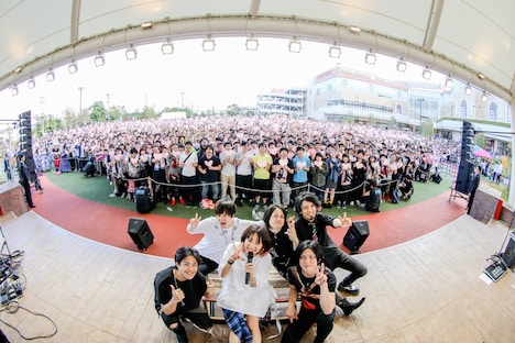 LiSA「LiVE in Smilepark Allfree !!」の様子。（Photo by Viola Kam[V’z Twinkle]）