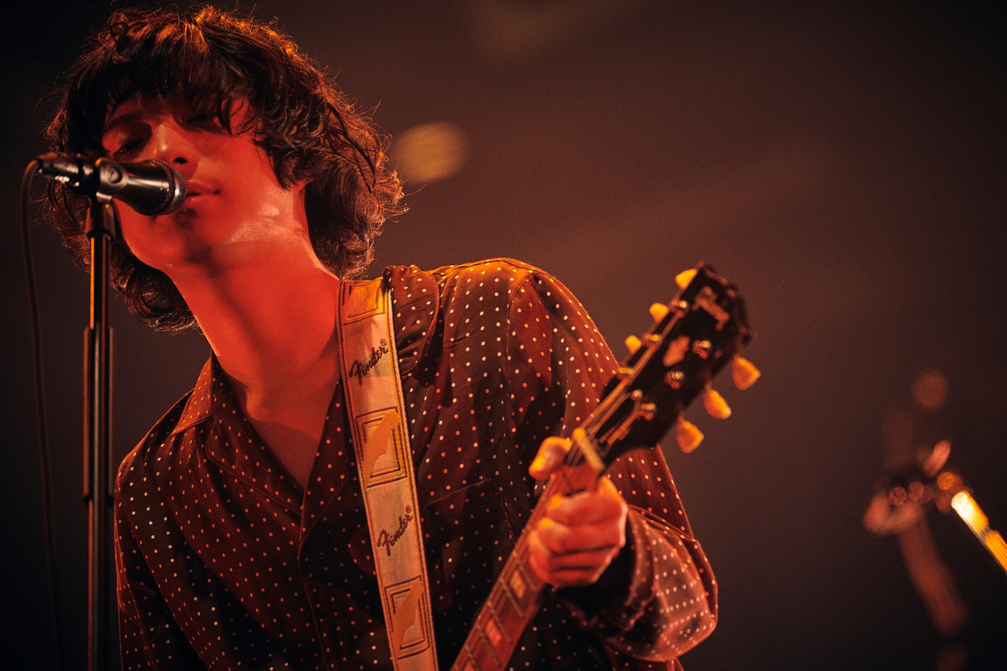 尾崎世界観（Vo, G）（Photo by SHINTO TAKESHI）
