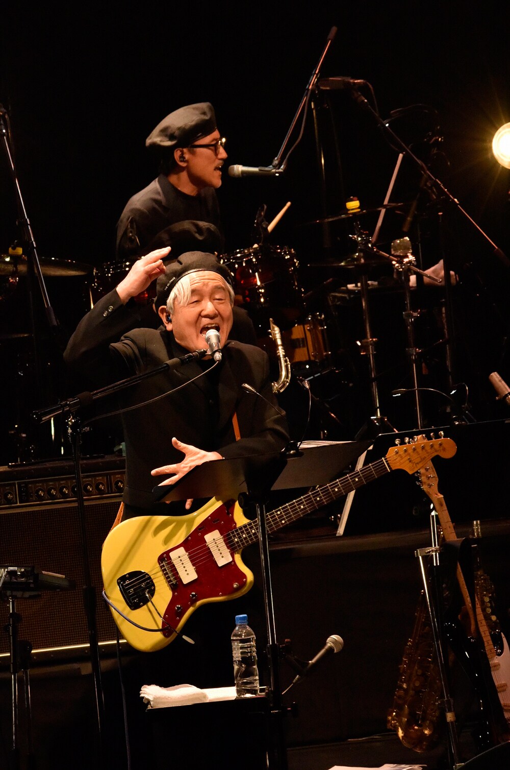THE BEATNIKS、手練れのメンバーと新旧ナンバー披露（ライブ