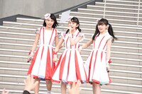 左から星野蒼良、瀬田さくら、希山愛。