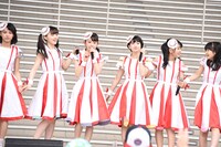 ばってん少女隊「いま、会いにゆきナス」東京・ダイバーシティ東京プラザ フェスティバル広場の様子。